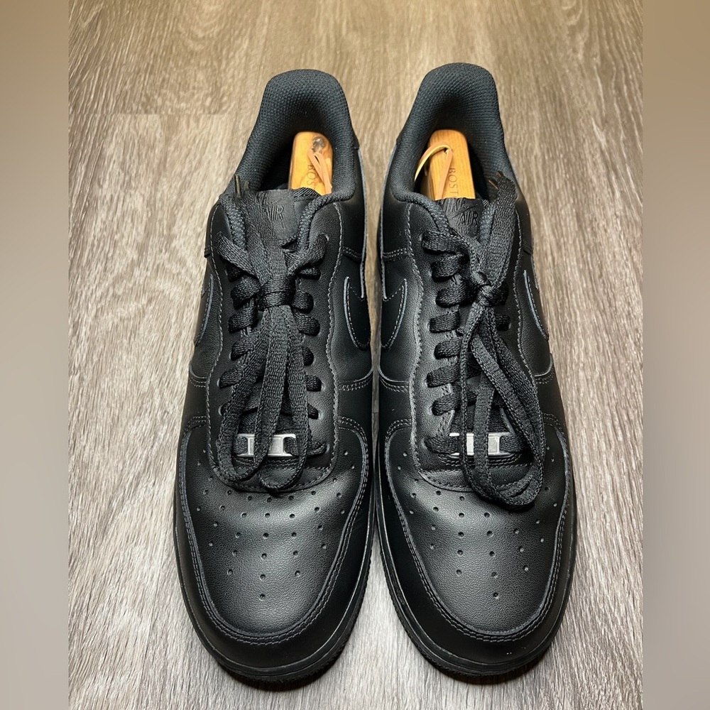 Nike Air Force 1 Low casual sneakers triple black - Picture 2 of 7
